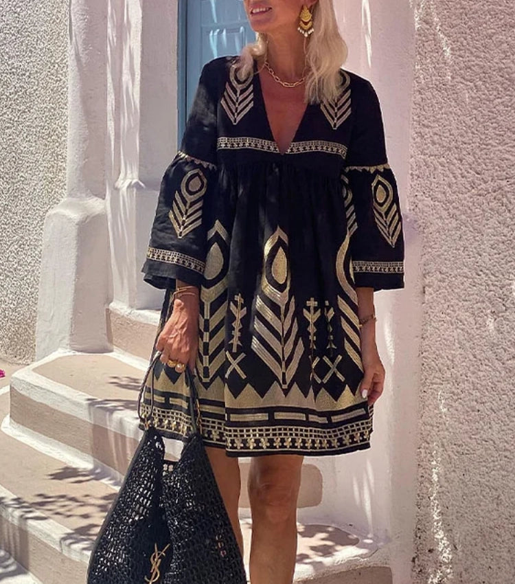 Vestido Corto Estampado con Mangas Acampanadas
