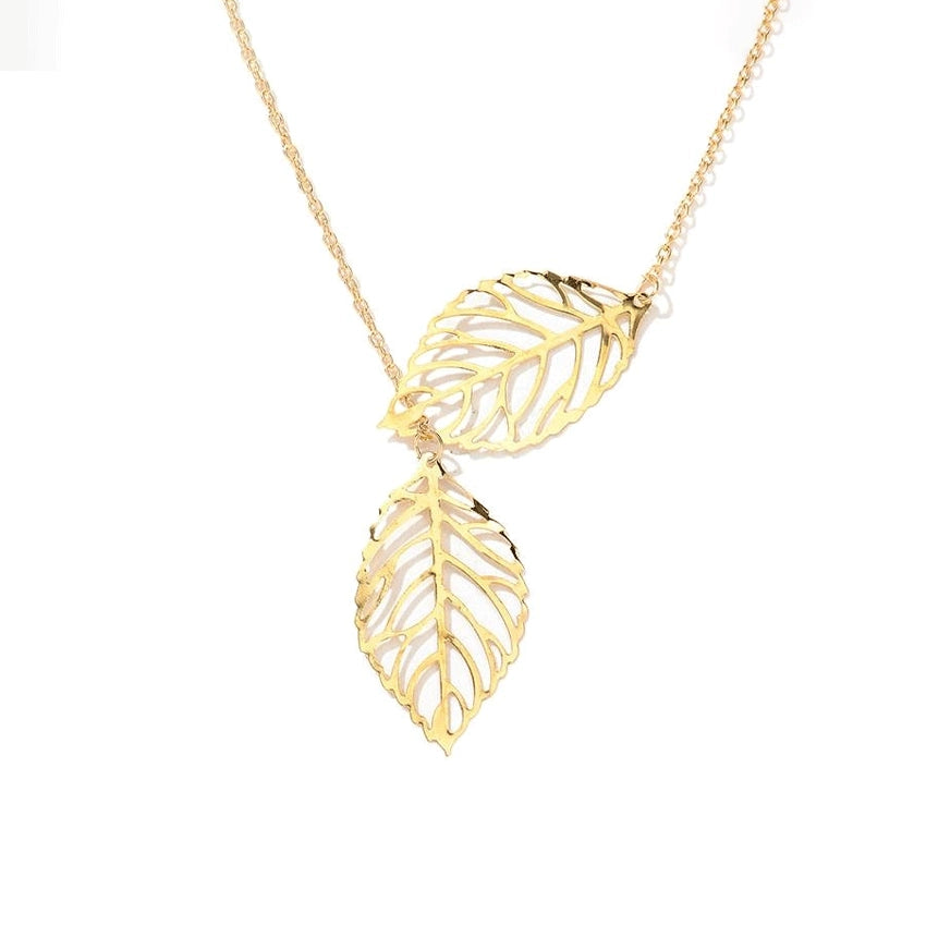 Collar con Hoja Calada