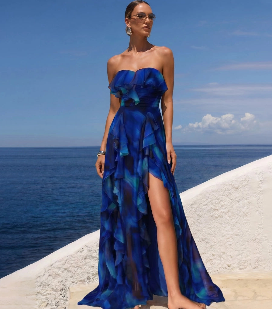 Bañador Azul con Volantes Florales y Falda