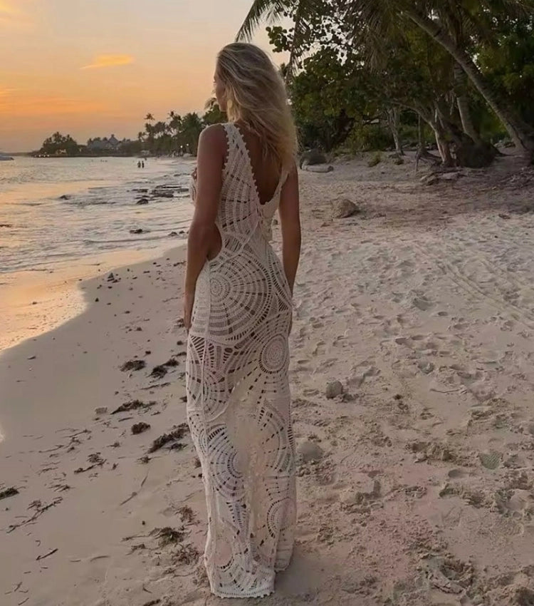 Vestido de Playa de Punto con Escote en V Calado