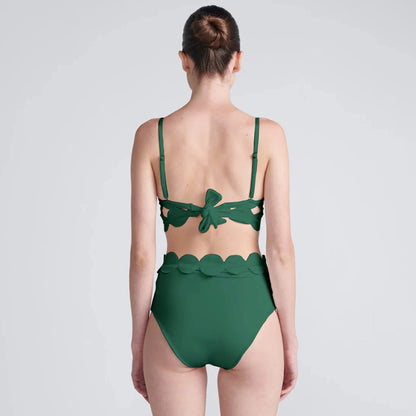 Bikini con Corte Láser Circular y Falda Abierta