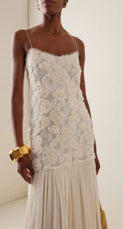 Vestido de Tirantes con Flores 3D