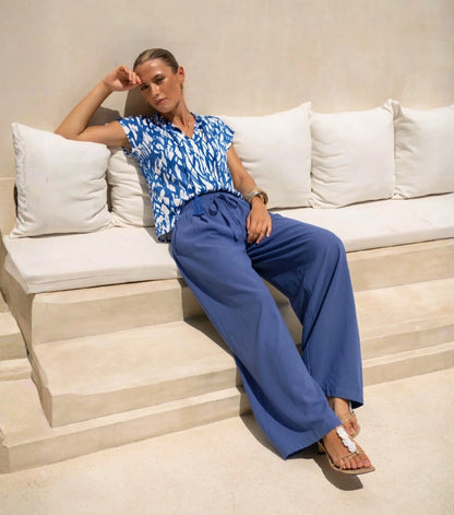 Conjunto Azul de Pantalón y Short con Cordón