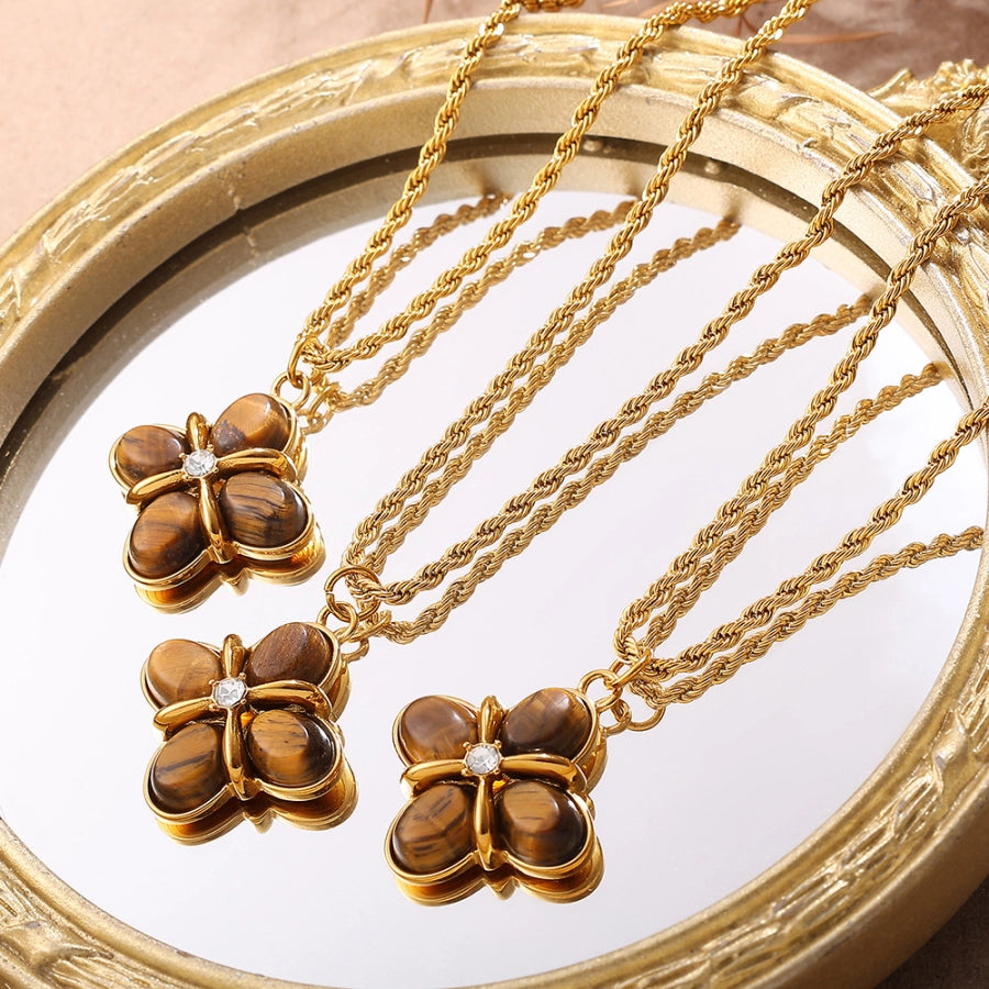 Collar con Trébol de Cuatro Hojas