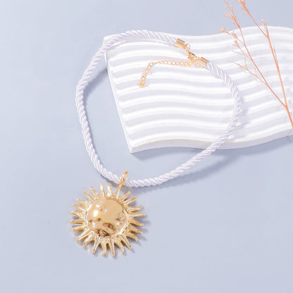 Collar de Girasol con Cuerda Trenzada