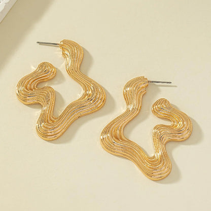 Pendientes Geométricos con Textura Metálica