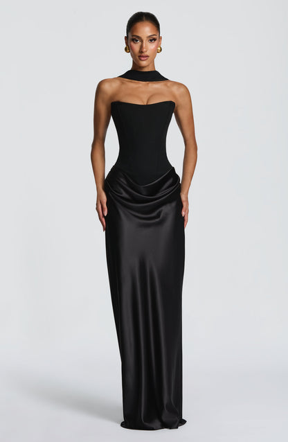 Robe longue bustier satin drapé noire Lissora — Maggie